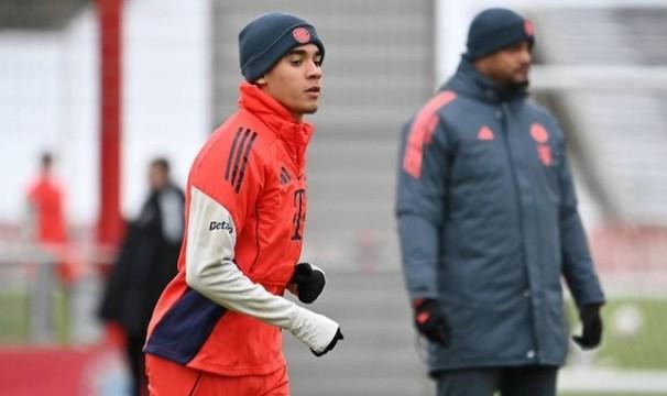 “强援”就位，穆西亚拉有望本周回归