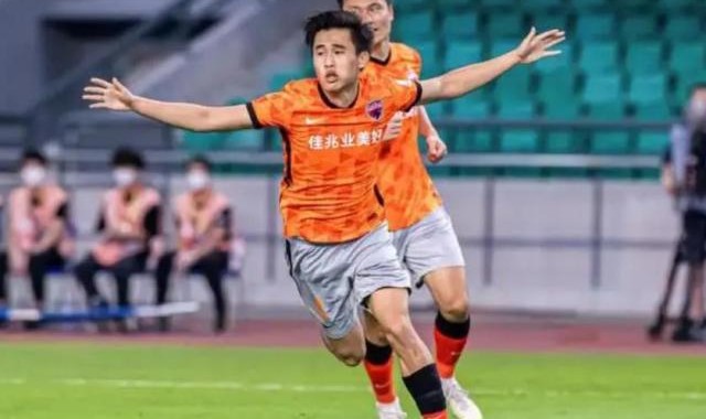 开云体育官方网-【中超】戴伟浚传射 深圳队2比1沧州雄狮止4轮不胜